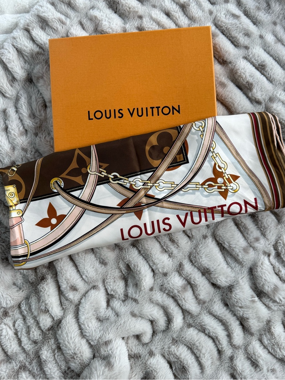 Louis Vuitton Authentic Monogram Scarf | Box & Receipt included